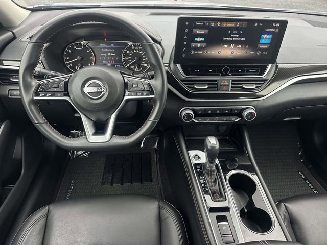 Used 2024 Nissan Altima 2.5 SR w/ SR Premium Package image 17