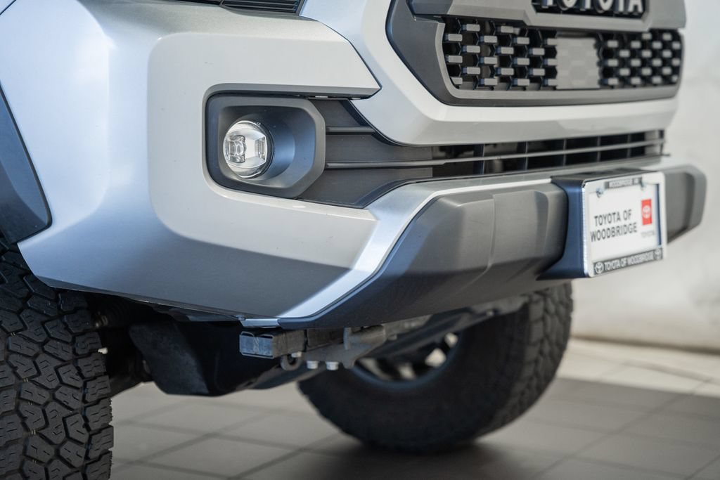 Used 2023 Toyota Tacoma TRD Off-Road AWD/4WD image 12
