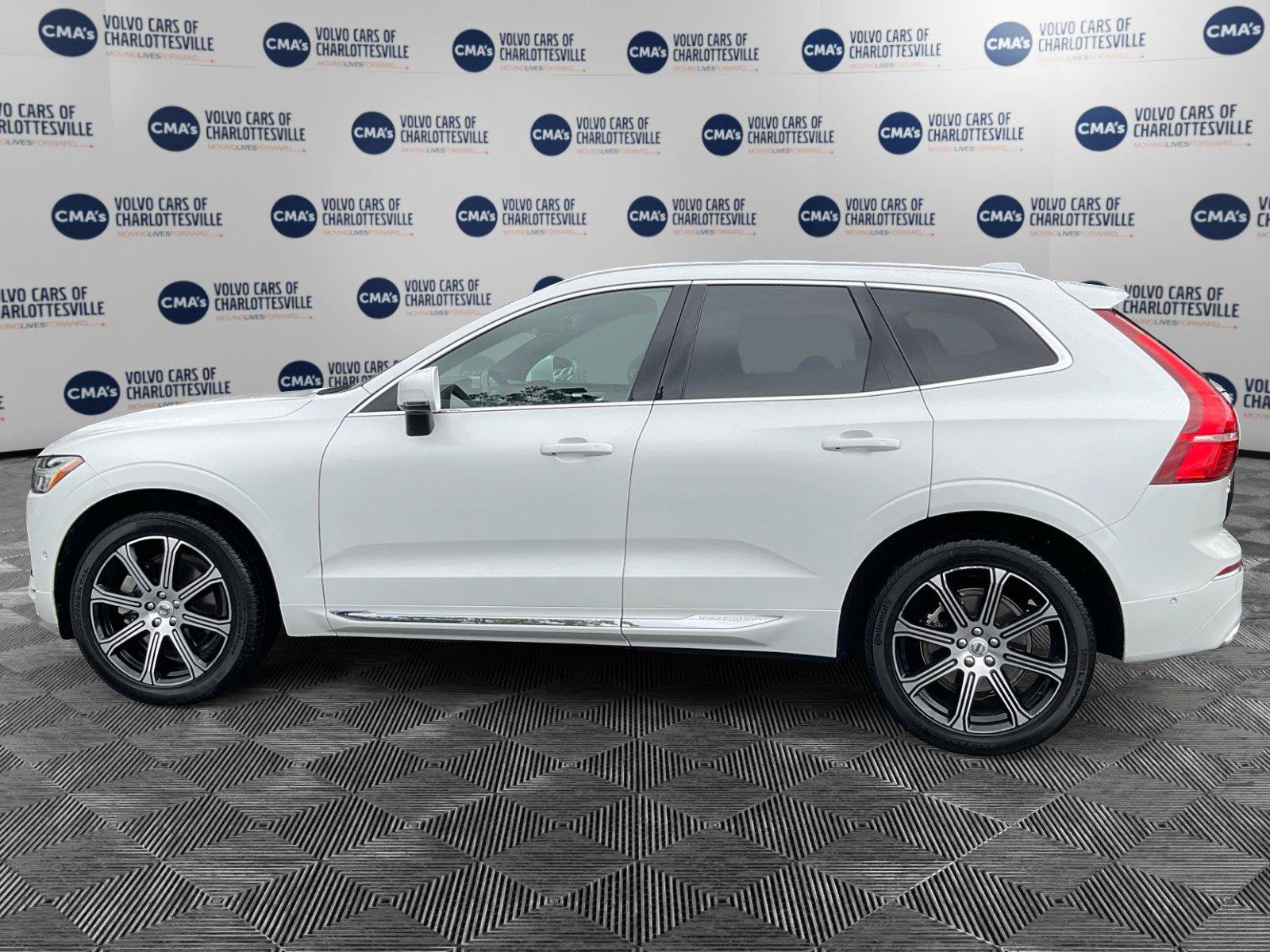 Used 2019 Volvo XC60 T6 Inscription AWD/4WD image 2