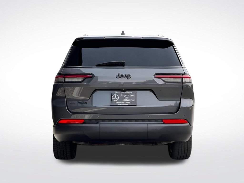 Used 2022 Jeep Grand Cherokee L Laredo AWD/4WD image 6