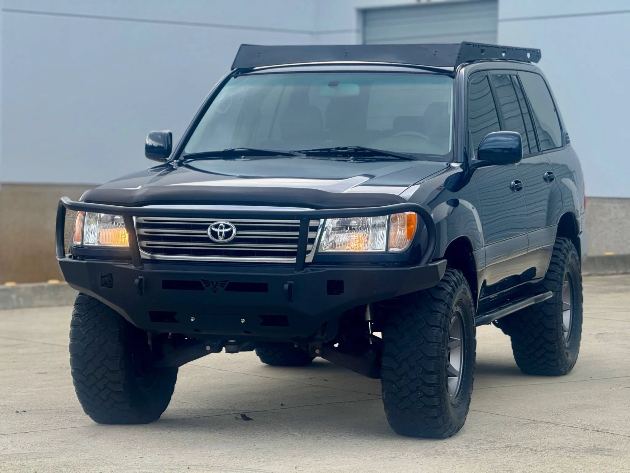 Used 2005 Toyota Land Cruiser w/ Convenience Pkg AWD/4WD image 13