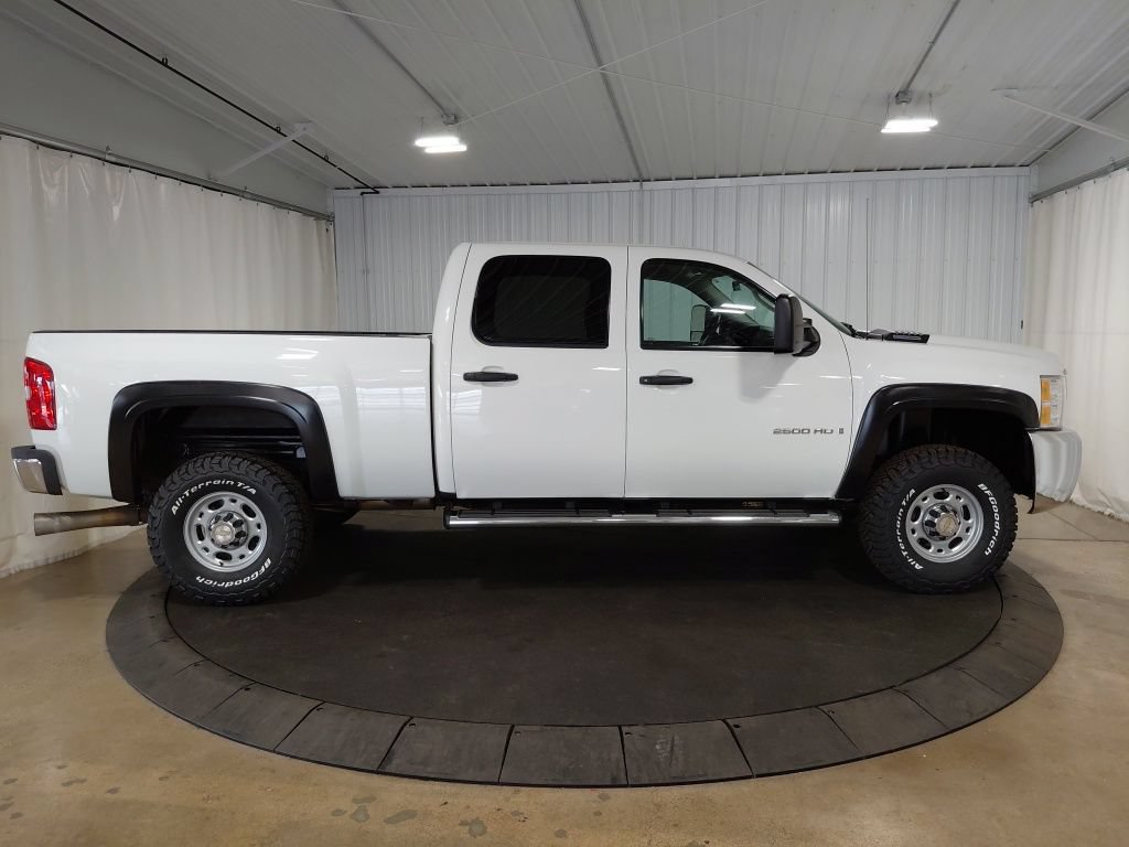 Used 2008 Chevrolet Silverado 2500 W/T AWD/4WD image 10