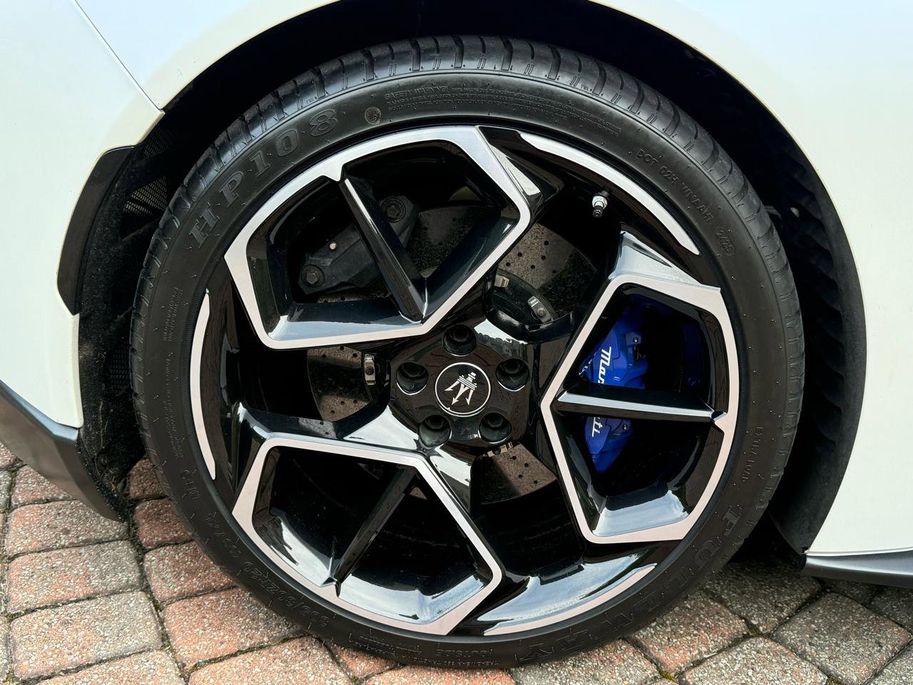 Used 2022 Maserati MC20 Coupe RWD image 26
