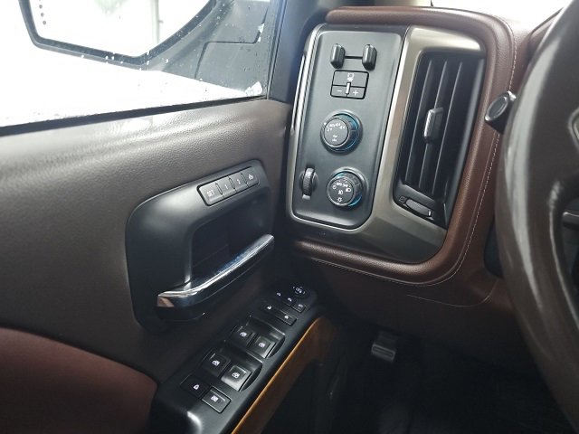 Used 2018 Chevrolet Silverado 1500 High Country image 25