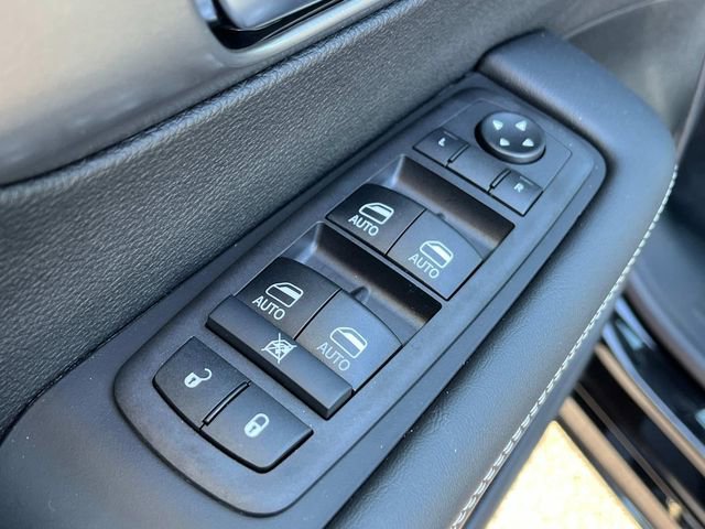 New 2026 Chrysler Pacifica Select image 21