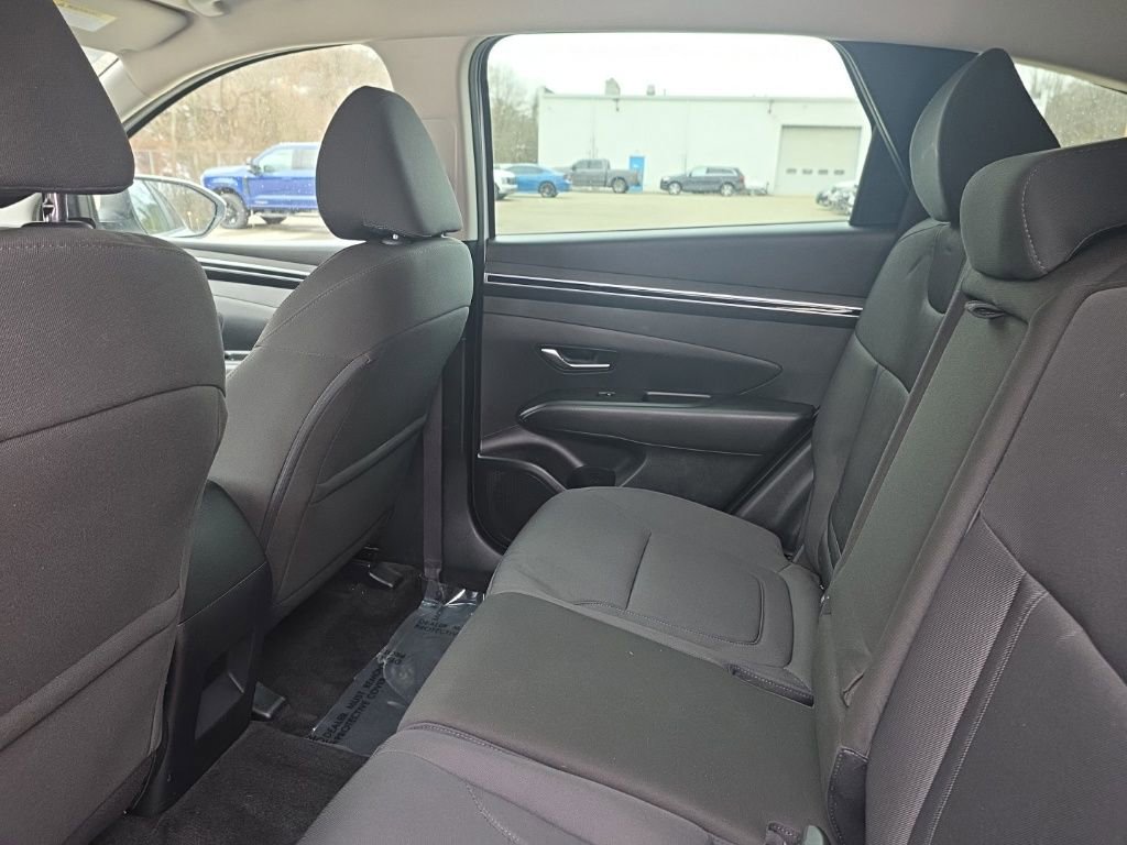 Used 2022 Hyundai Tucson SE image 11