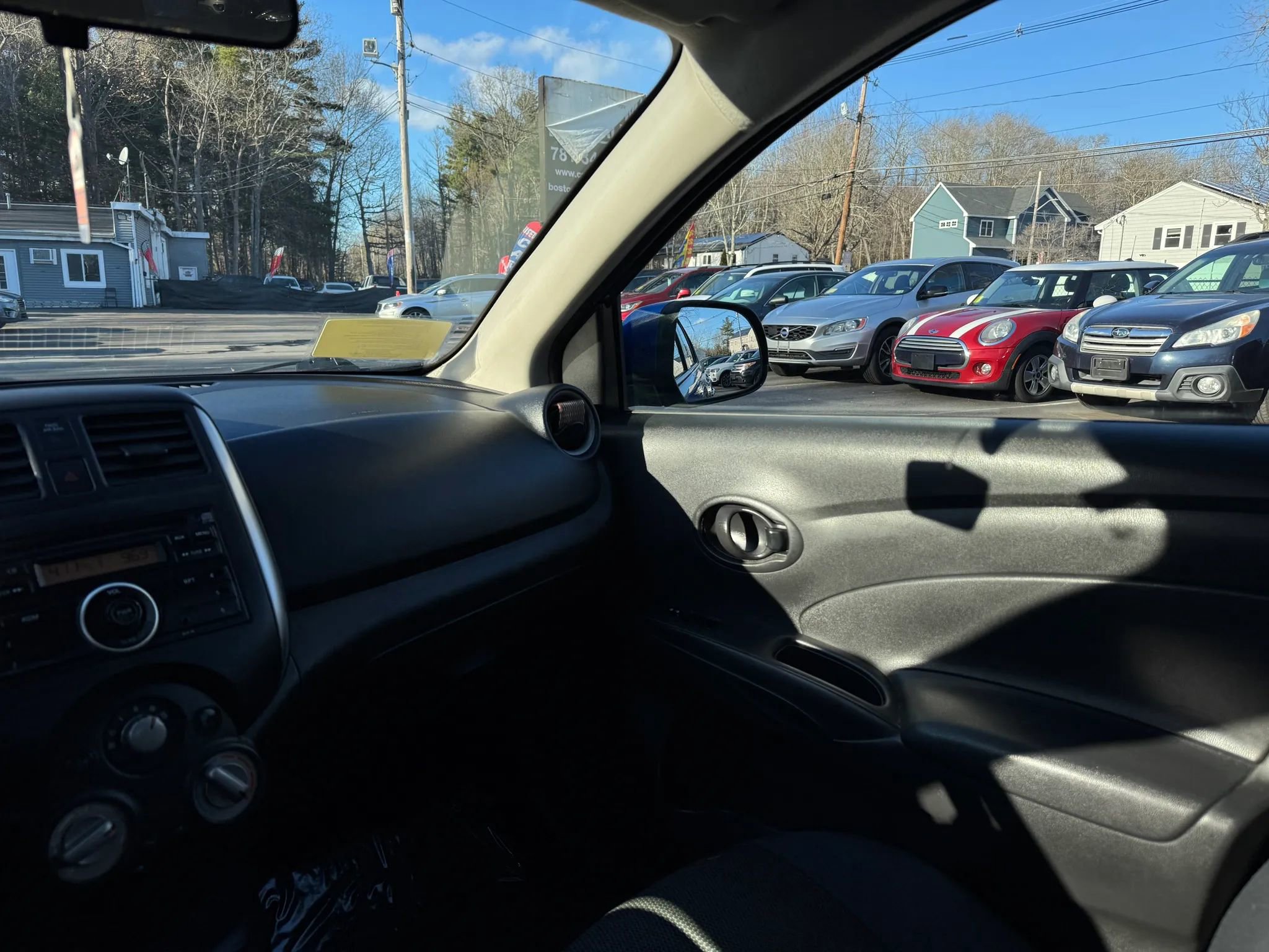 Used 2012 Nissan Versa SV image 23