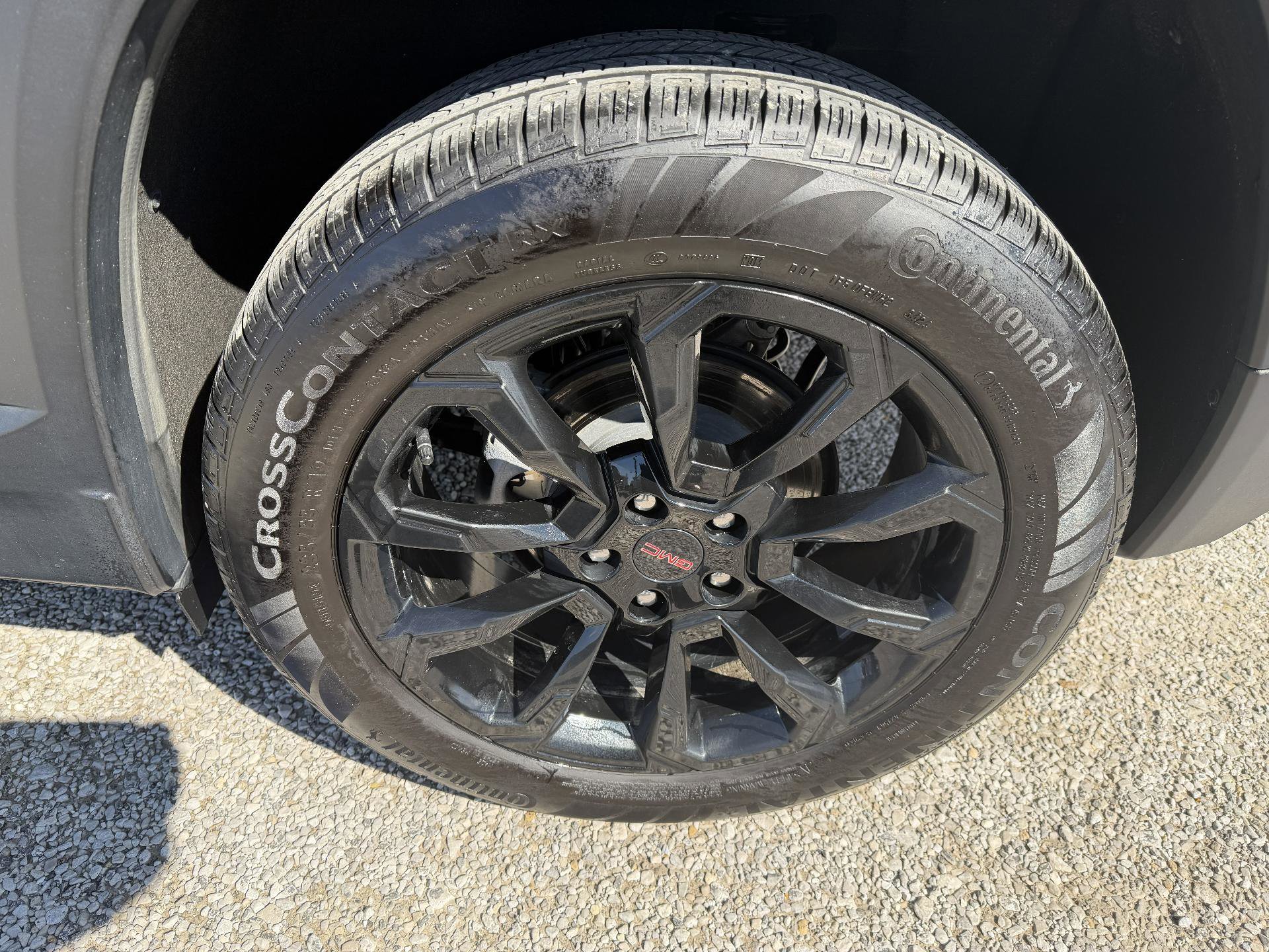 Used 2025 GMC Terrain Elevation w/ Technology Package II image 10