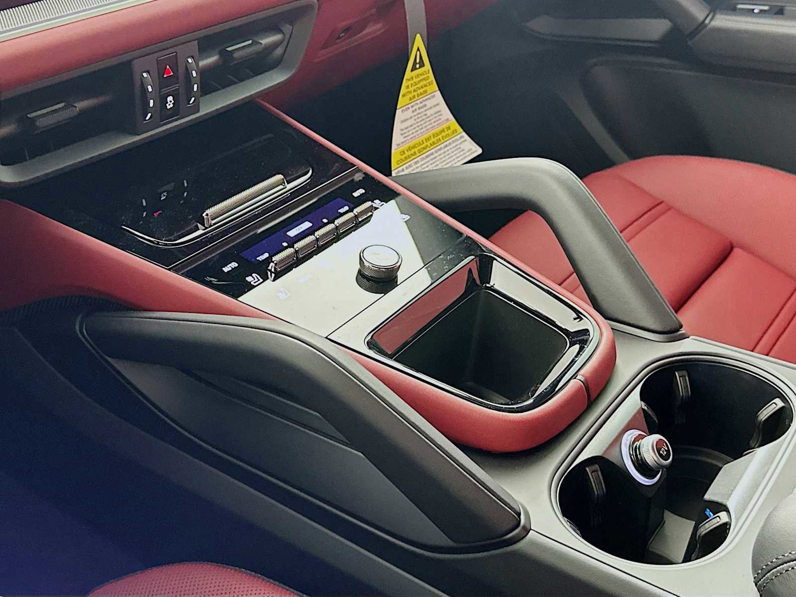 New 2026 Porsche Cayenne image 19