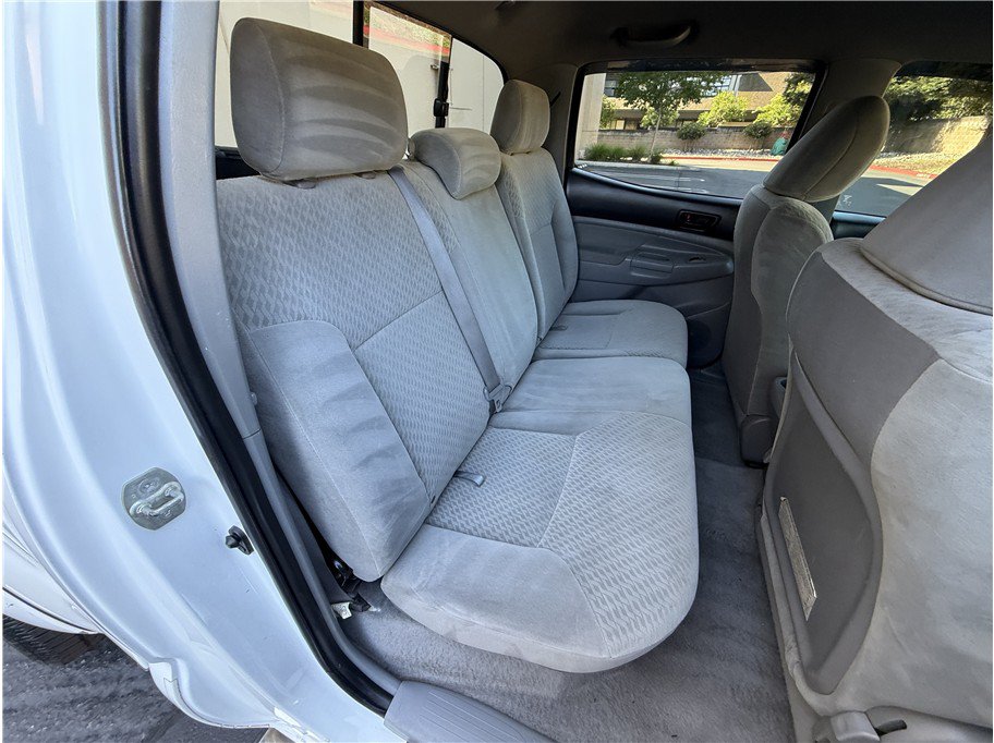 Used 2010 Toyota Tacoma PreRunner RWD image 13