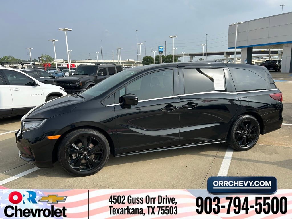 Used 2023 Honda Odyssey Sport image 1