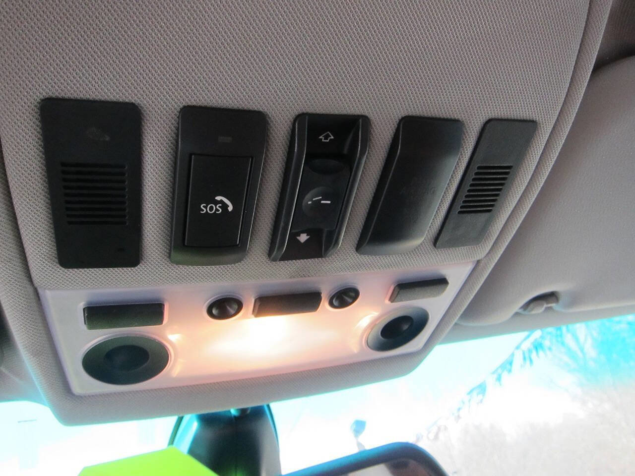 Used 2006 BMW 530xi Sedan image 15