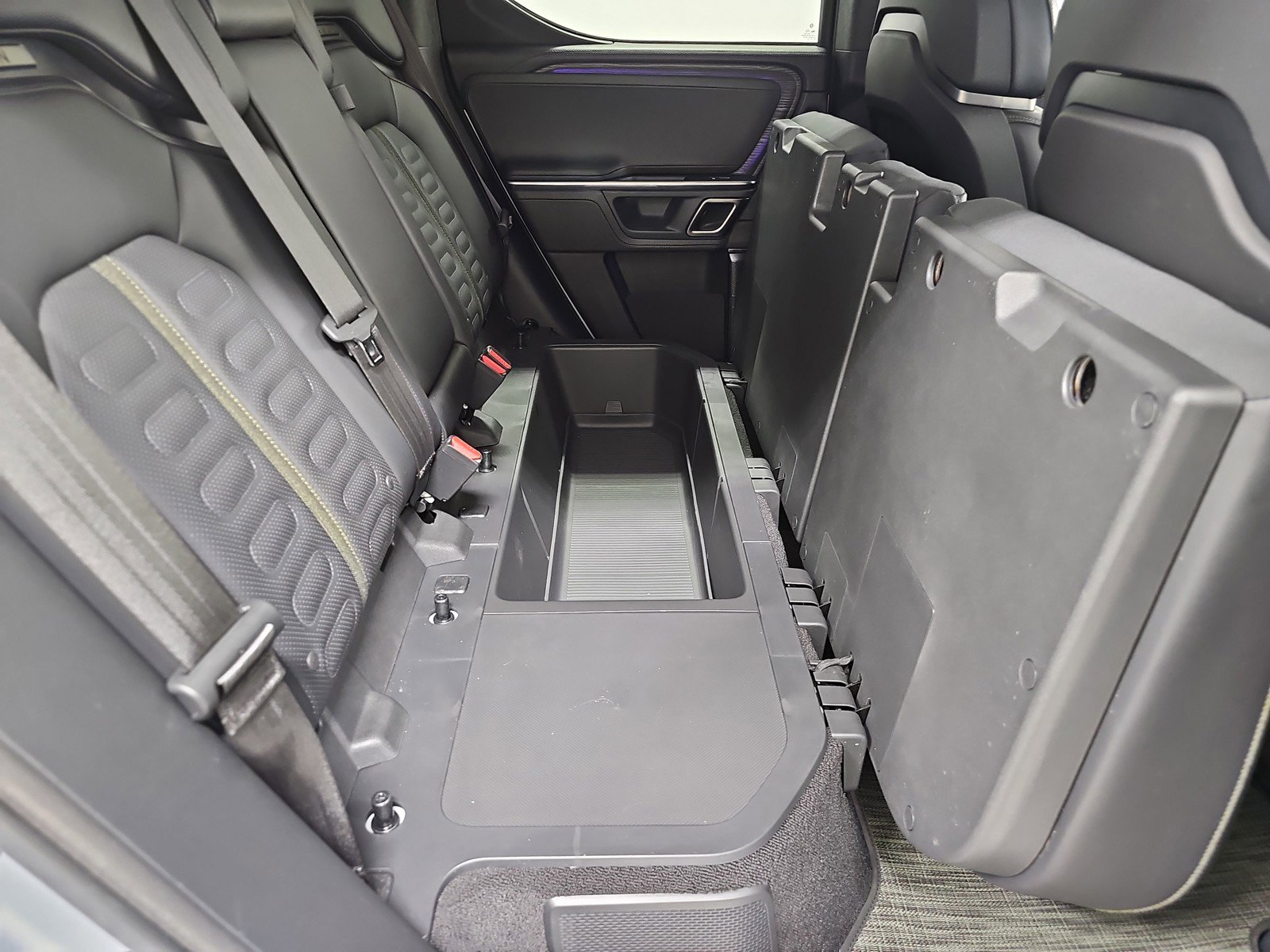 Used 2023 Rivian R1T Adventure image 24