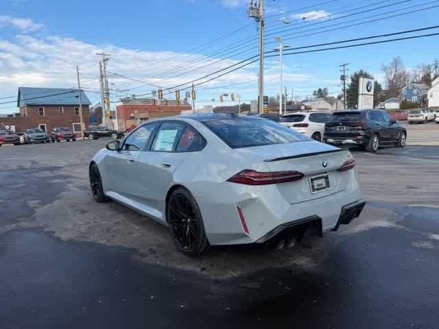 New 2026 BMW M5 w/ Carbon Package AWD/4WD image 5