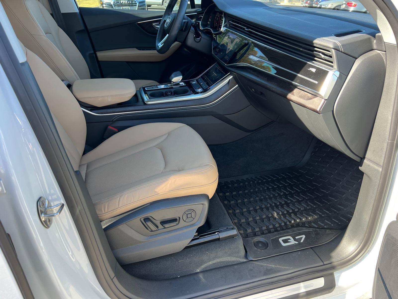 Certified 2025 Audi Q7 3.0T Premium Plus w/ Premium Plus Package image 13