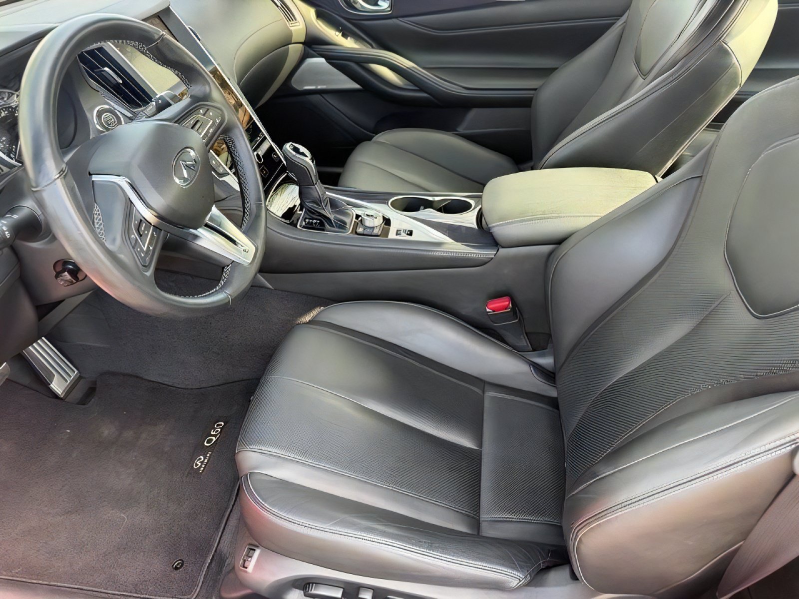 Used 2017 INFINITI Q60 Red Sport 400 RWD image 14