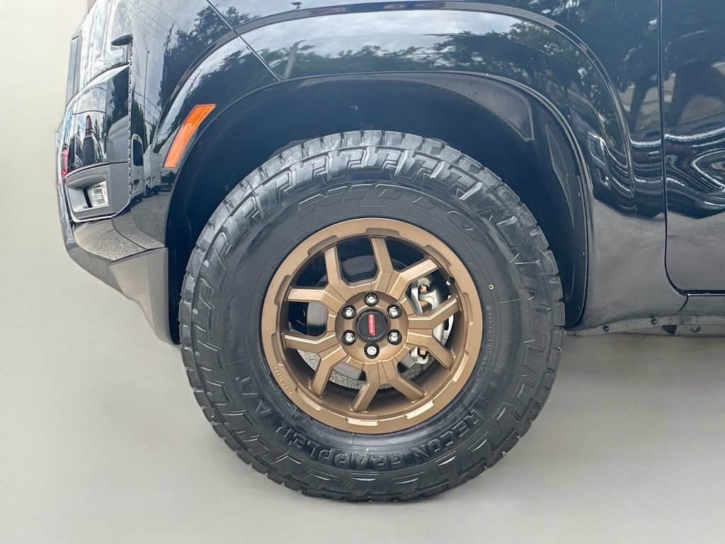 New 2025 Nissan Frontier SV w/ SV Convenience Package image 32