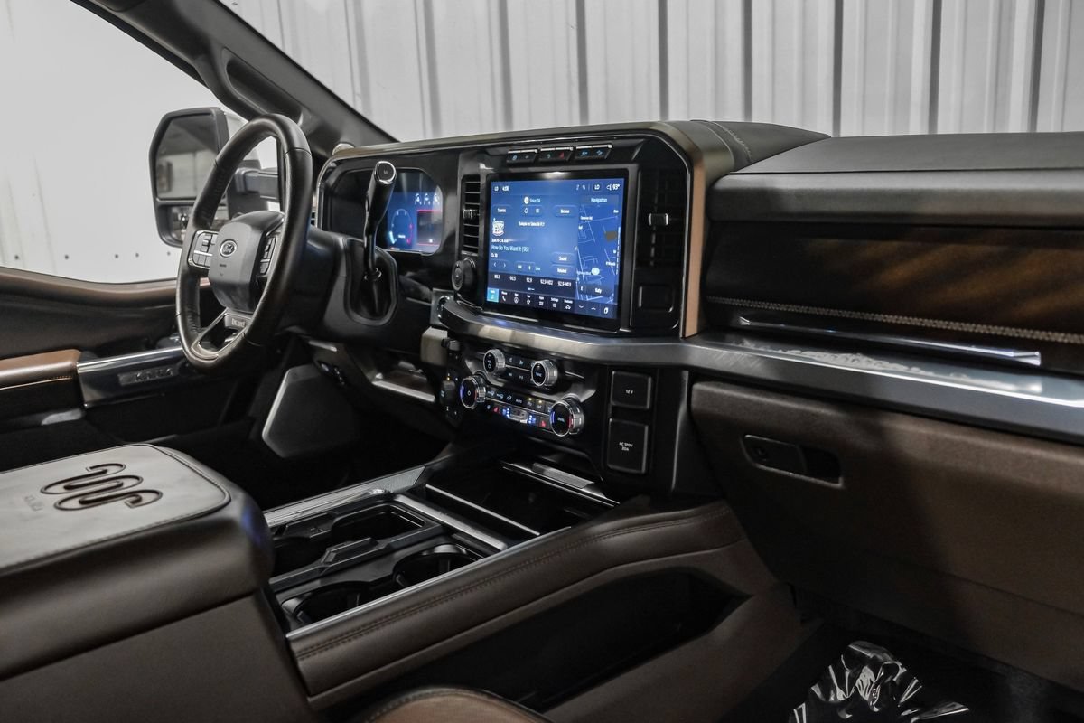 Used 2024 Ford F250 King Ranch w/ Chrome Package AWD/4WD image 13