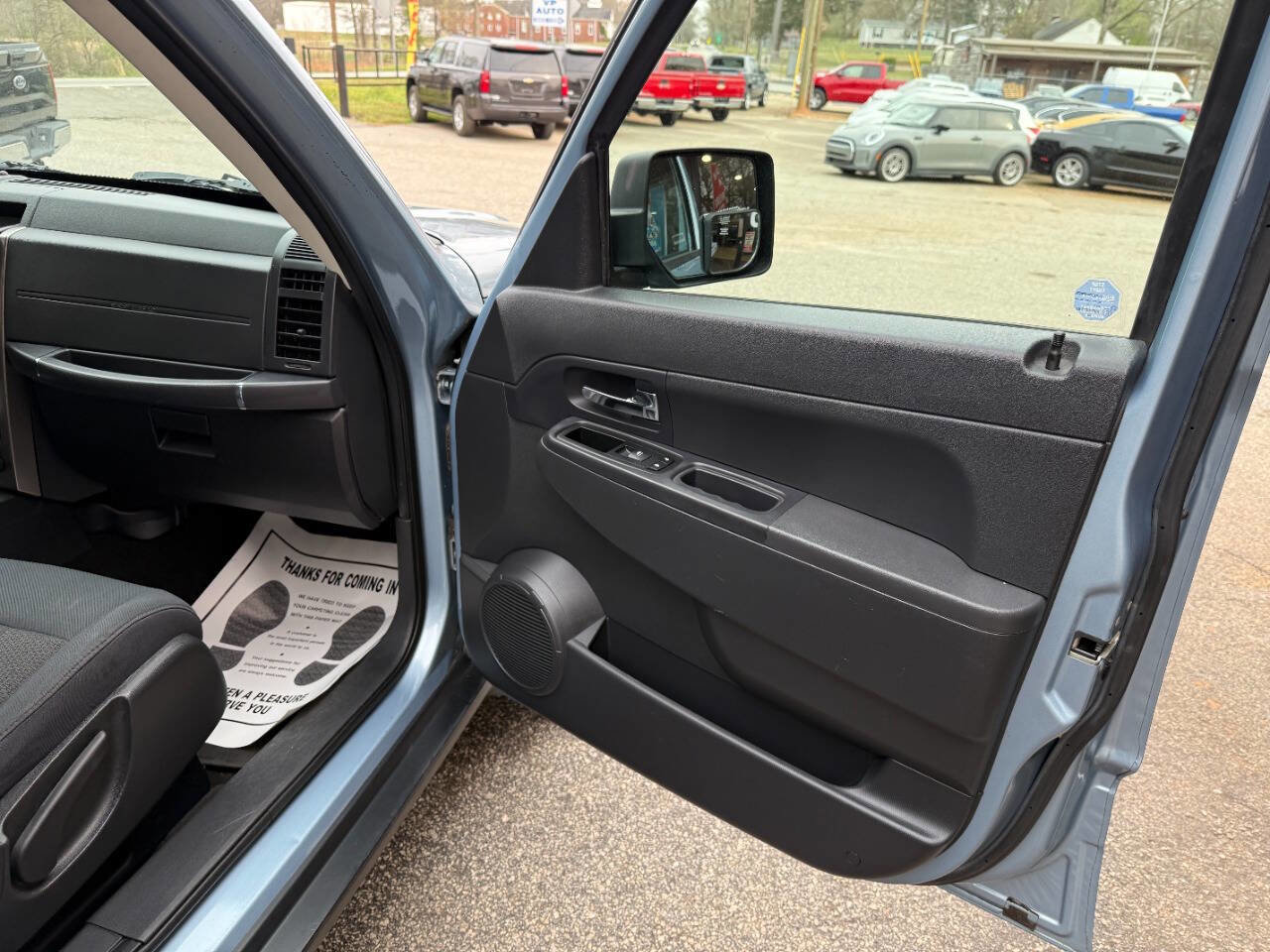 Used 2012 Jeep Liberty Sport image 19