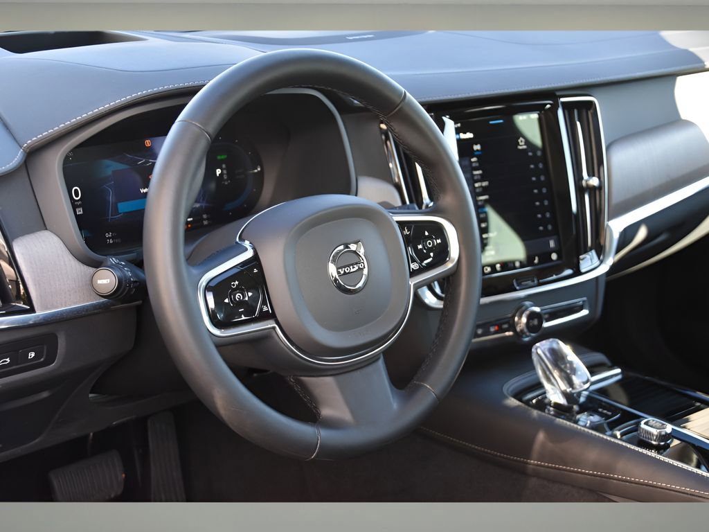 Certified 2024 Volvo S90 T8 Ultimate image 5