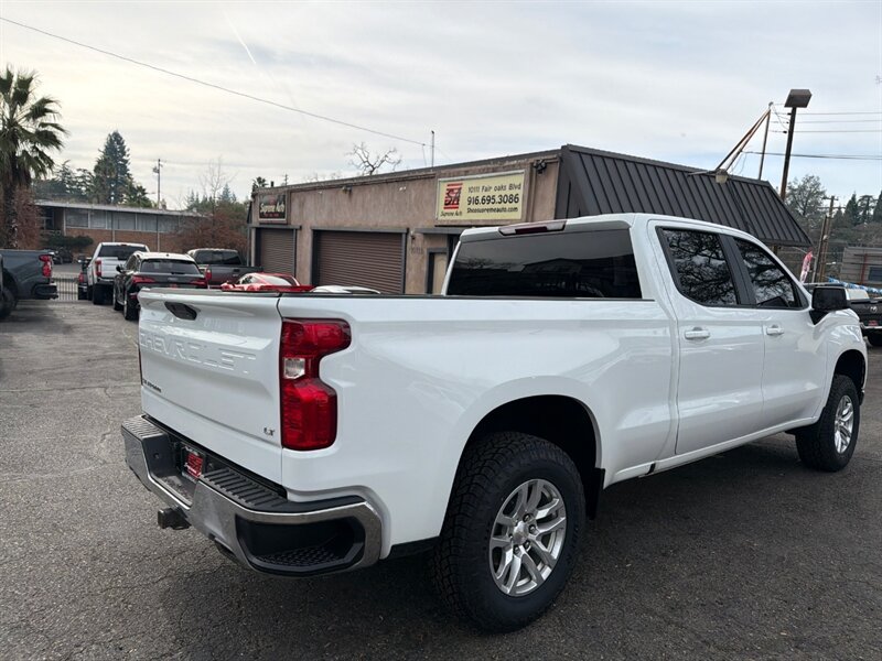 Used 2022 Chevrolet Silverado 1500 LT w/ Z71 Off-Road Package AWD/4WD image 10