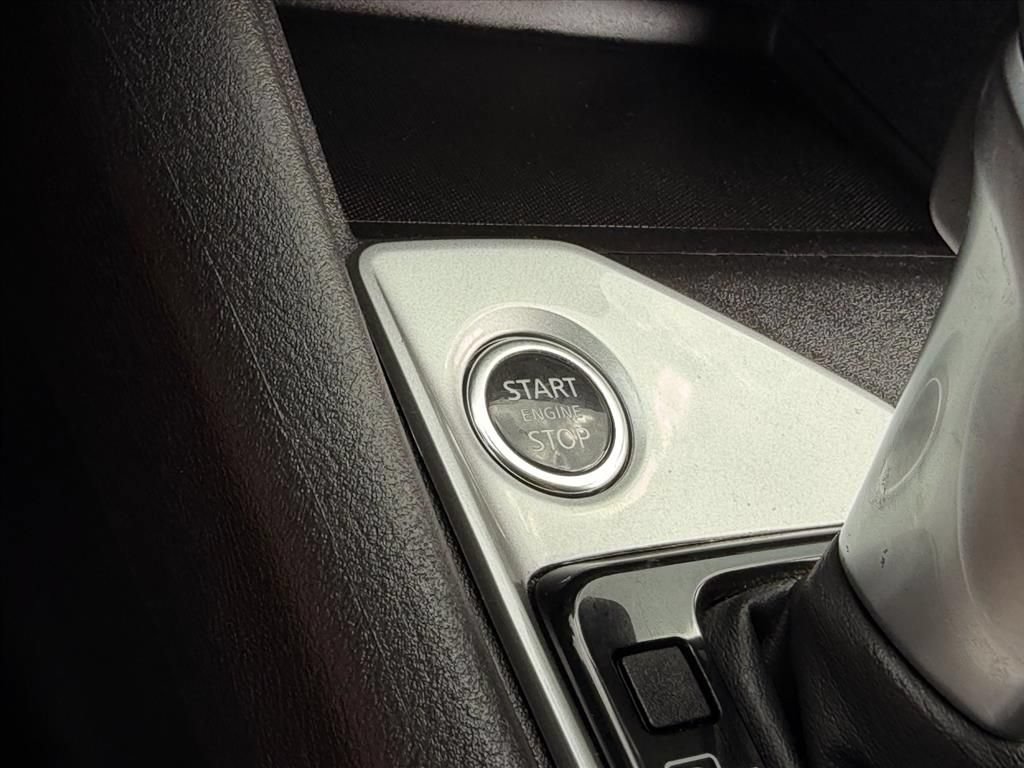 Used 2025 Nissan Altima 2.5 SV FWD image 26