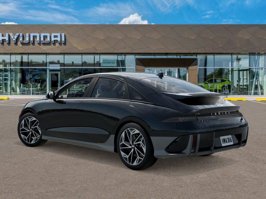 New 2025 Hyundai Ioniq 6 SEL image 5