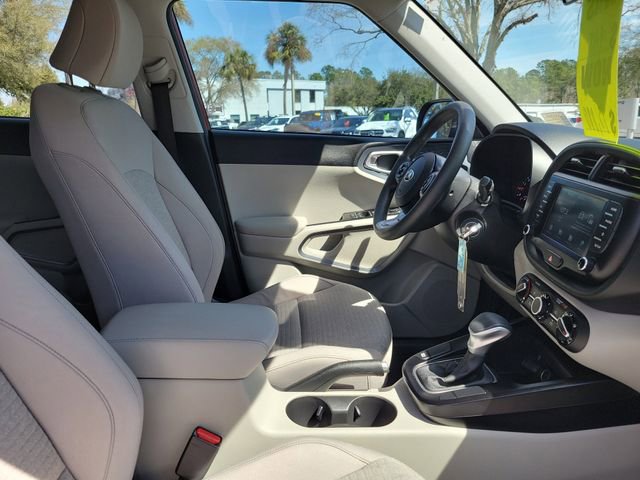 Used 2021 Kia Soul S image 32