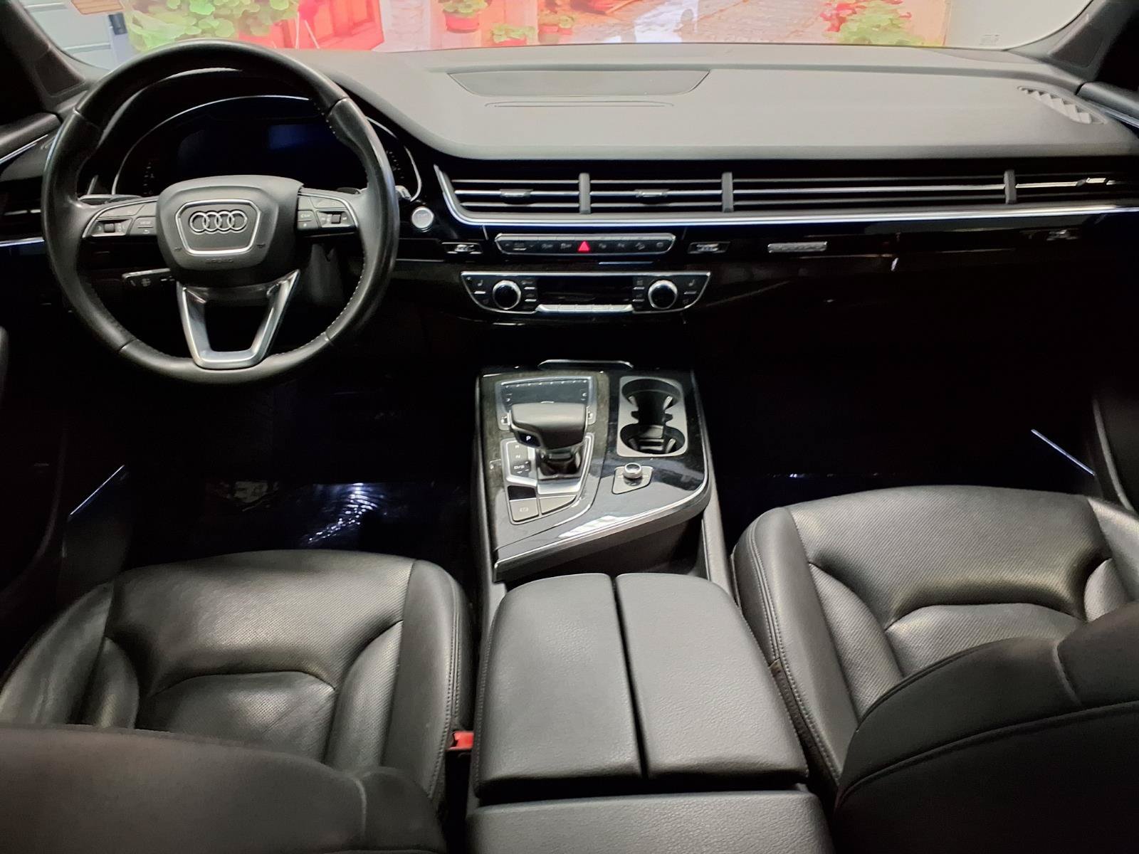 Used 2019 Audi Q7 3.0T Premium Plus w/ Premium Plus Package AWD/4WD image 17