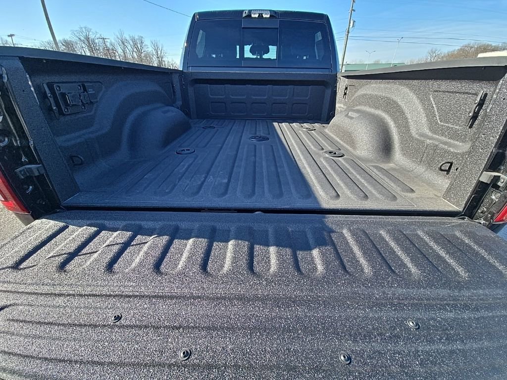 New 2026 RAM 3500 Limited image 19