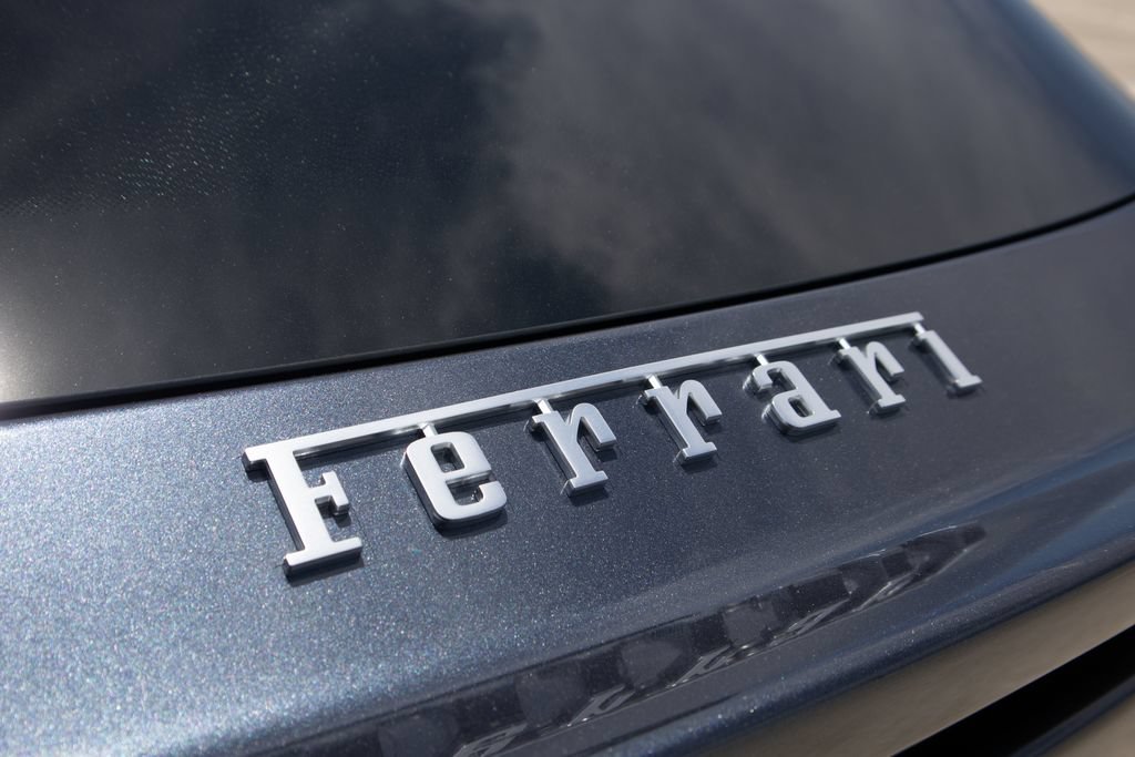 Used 2025 Ferrari Purosangue AWD/4WD image 13