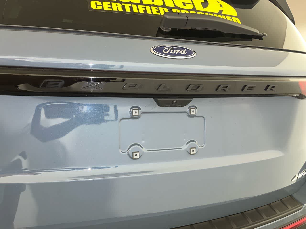 Used 2025 Ford Explorer ST-Line AWD/4WD image 11
