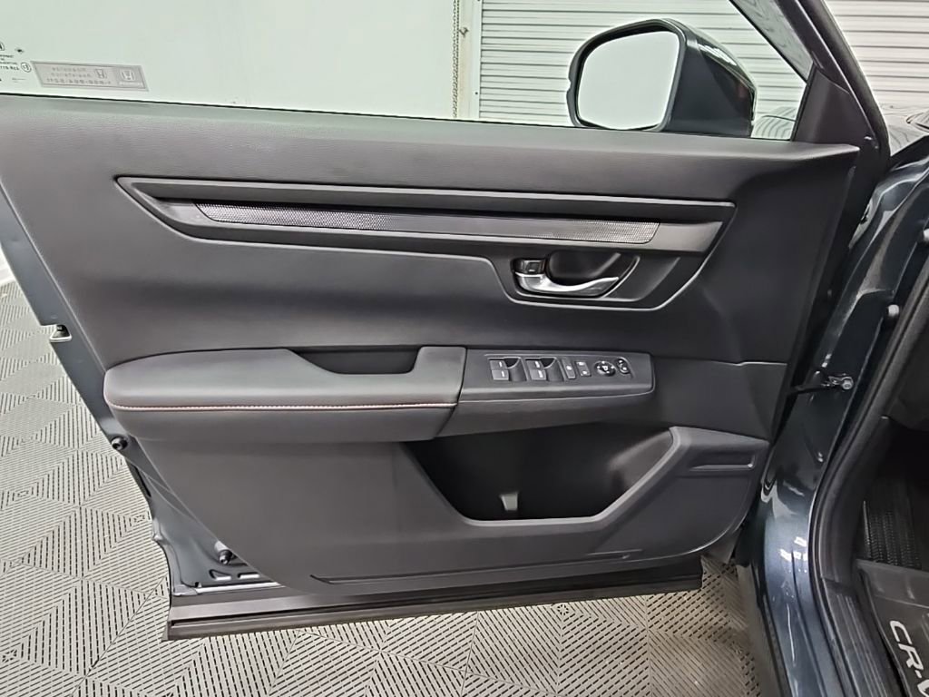 Used 2023 Honda CR-V Sport image 28