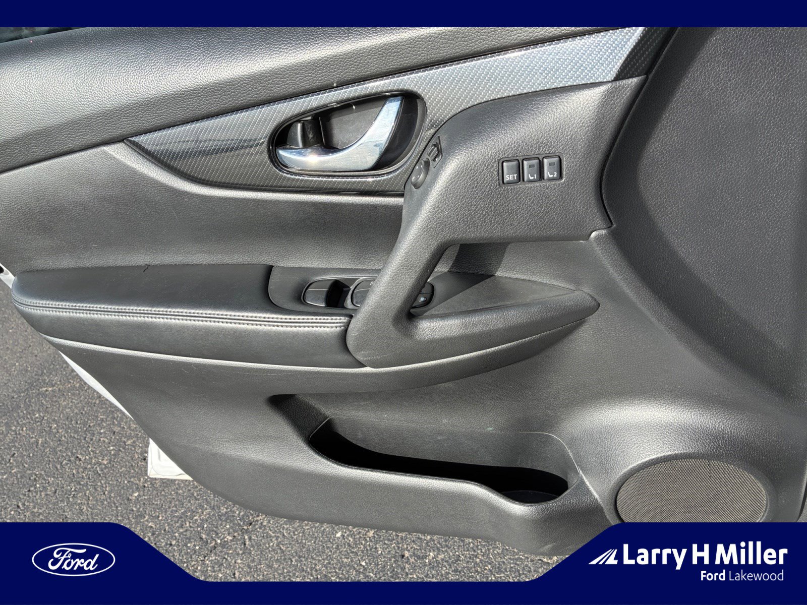 Used 2018 Nissan Rogue SL image 13