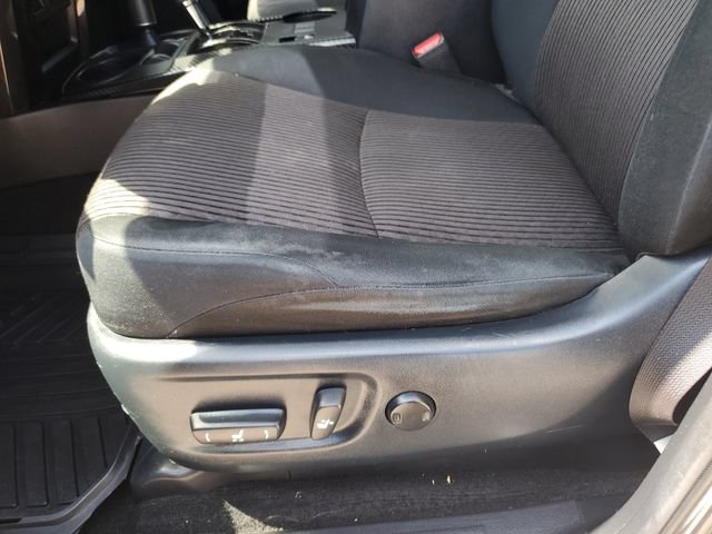 Used 2018 Toyota 4Runner TRD Off-Road AWD/4WD image 17