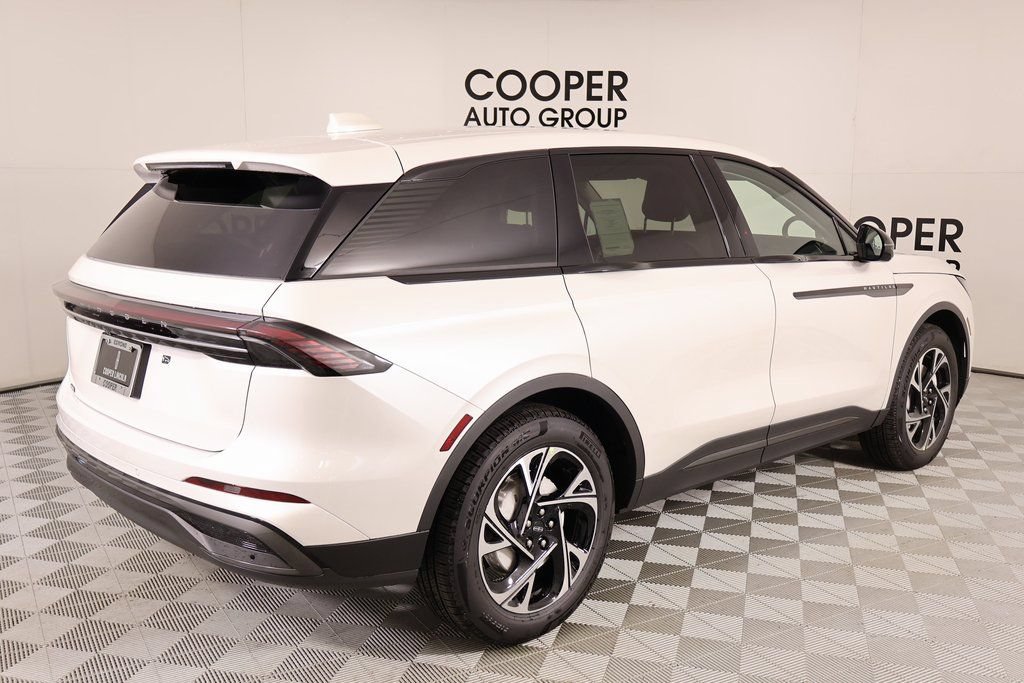 New 2026 Lincoln Nautilus Premier w/ Jet Appearance Package AWD/4WD image 20