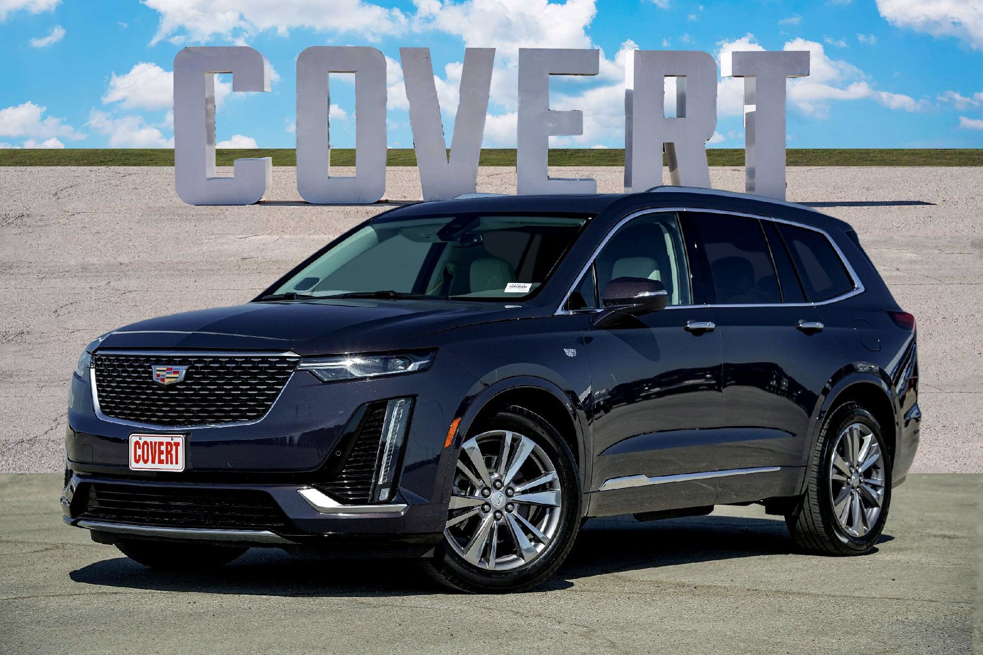Used 2025 Cadillac XT6 Premium Luxury image 1