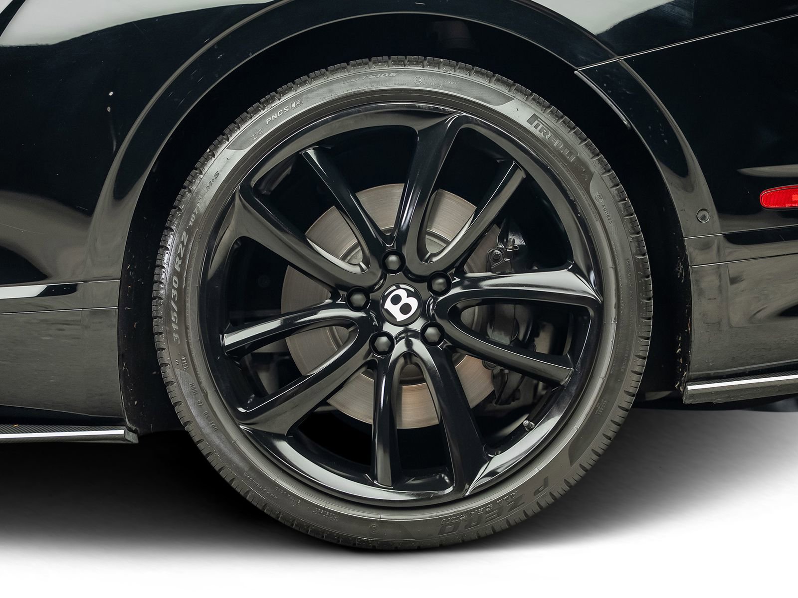 Used 2022 Bentley Continental GT AWD/4WD image 31
