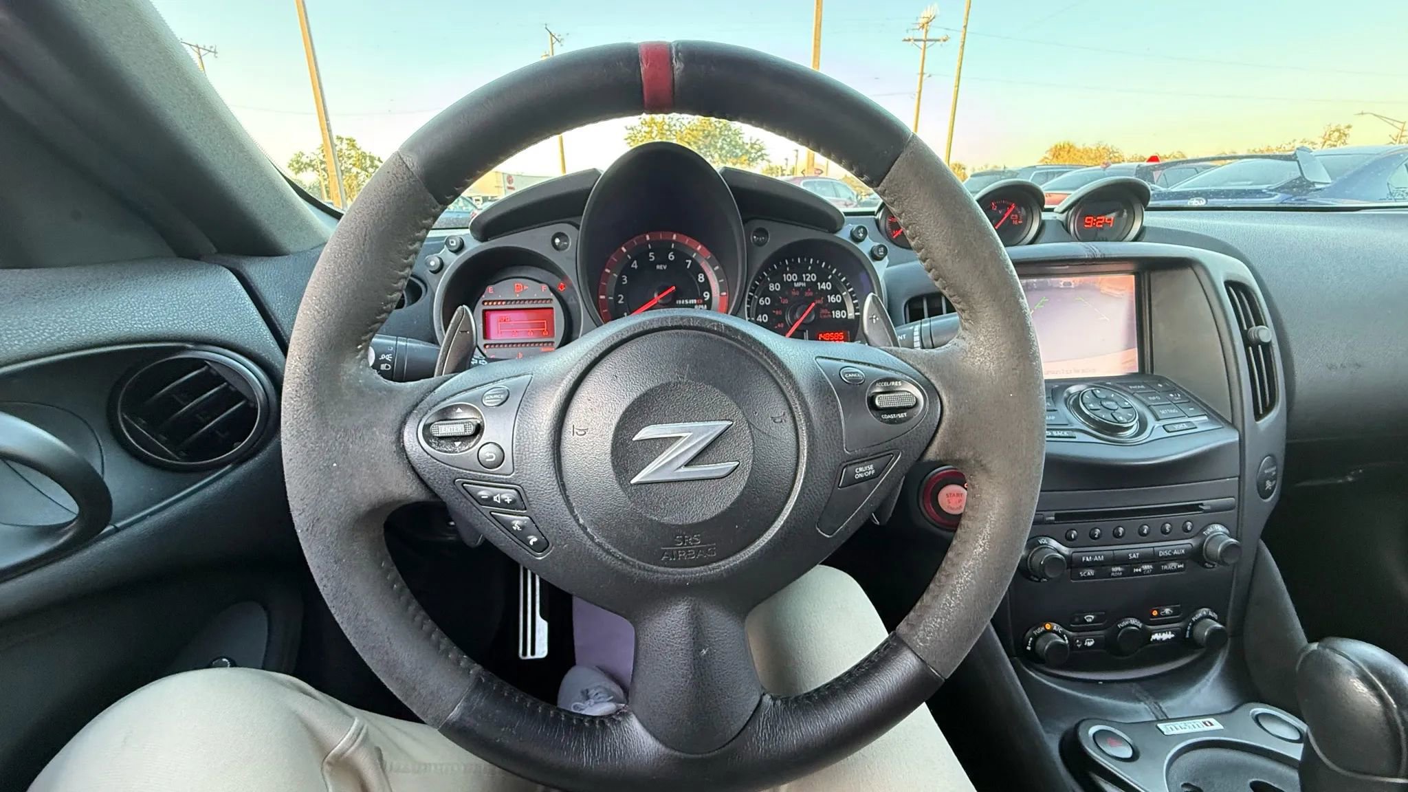 Used 2016 Nissan 370Z NISMO image 23