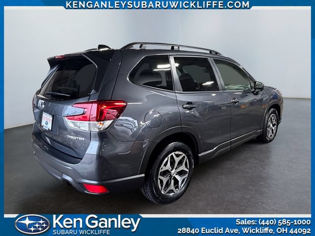 Used 2024 Subaru Forester Premium AWD/4WD image 5