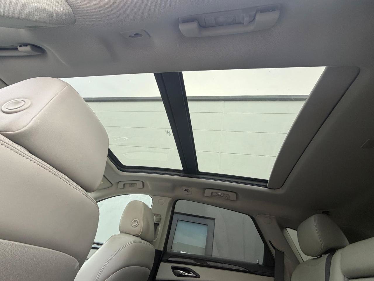 Used 2015 Cadillac SRX Performance FWD image 16