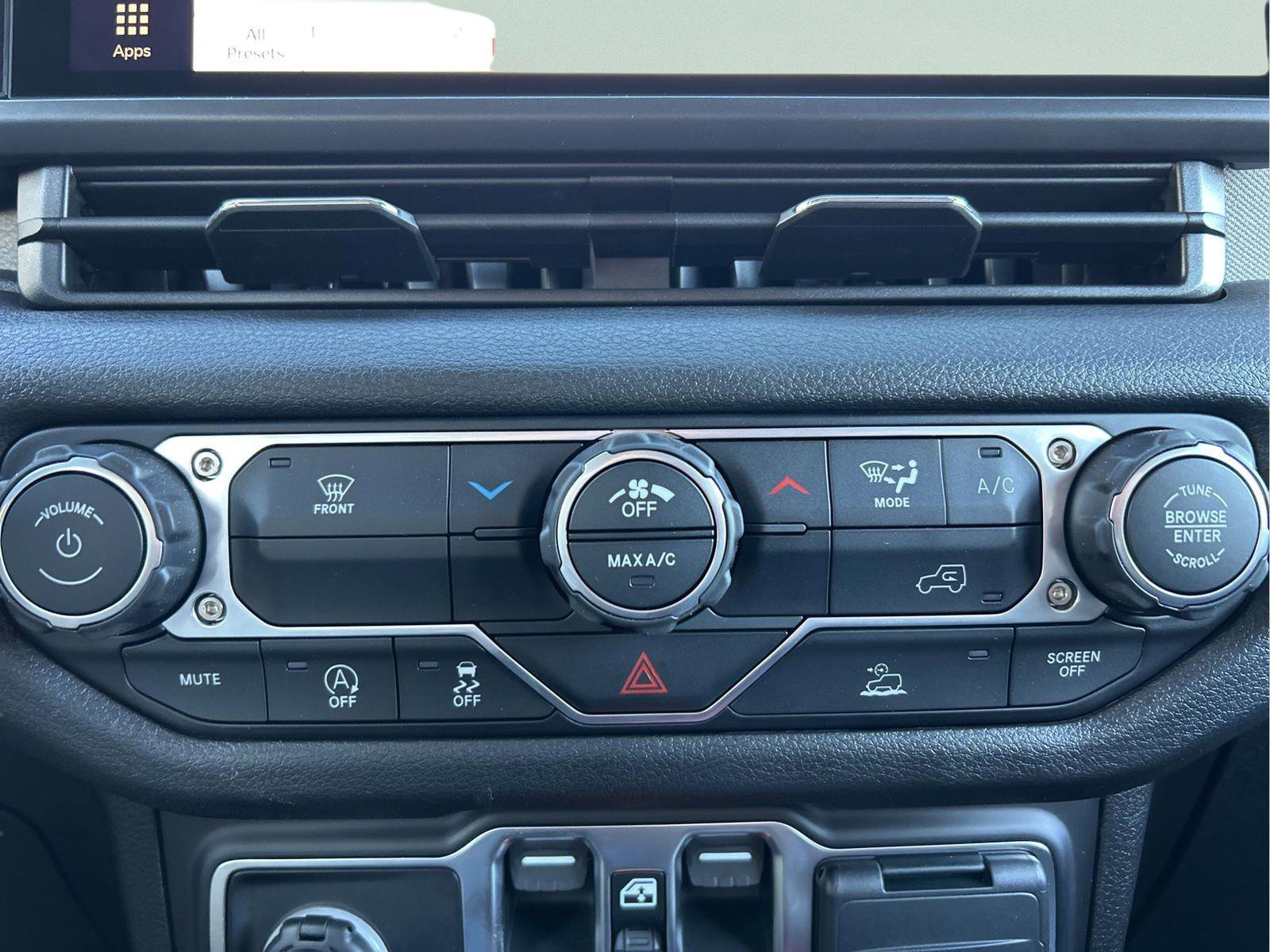 New 2026 Jeep Wrangler Sport image 19