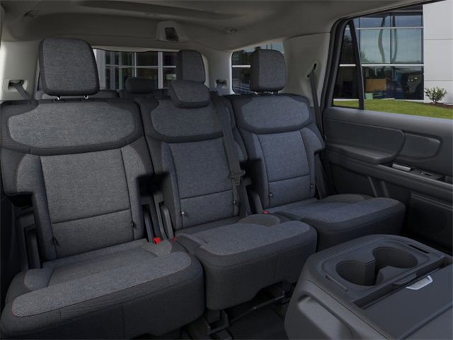 New 2025 Ford Expedition Active image 11