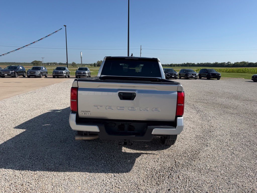 Used 2024 Toyota Tacoma SR5 AWD/4WD image 4