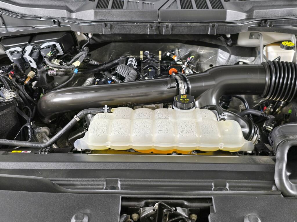 Used 2024 Ford F150 XLT w/ Tow/Haul Package image 9