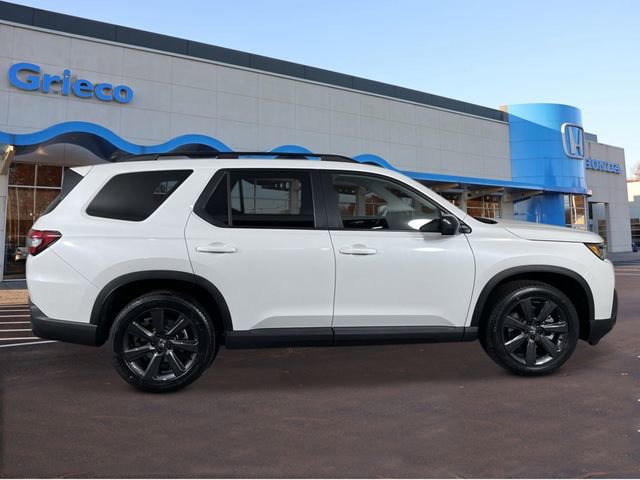 New 2026 Honda Pilot Sport image 6