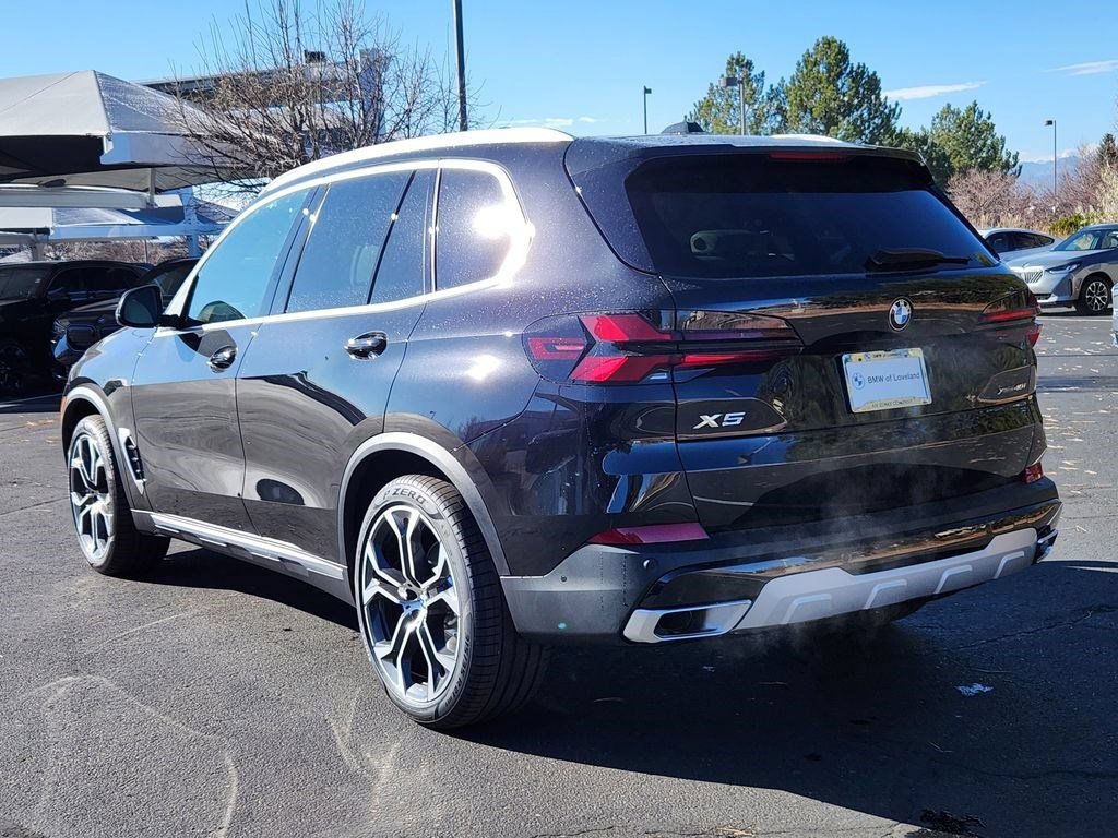 Used 2026 BMW X5 xDrive40i AWD/4WD image 3