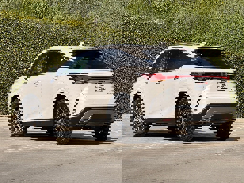 Certified 2023 Lexus RX 350 Premium image 3