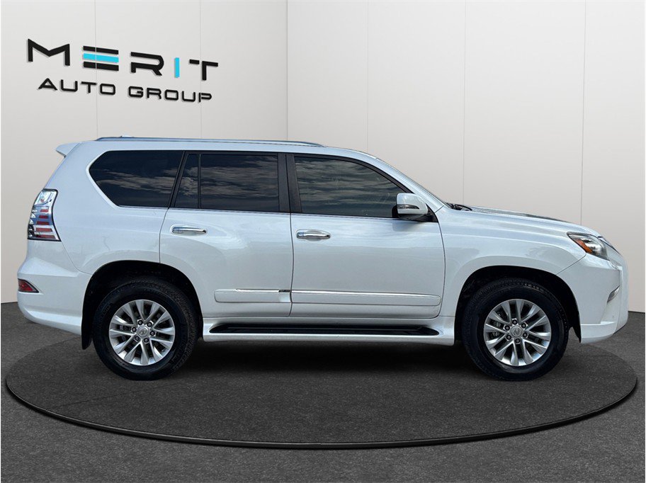 Used 2018 Lexus GX 460 Premium w/ Premium Package AWD/4WD image 9