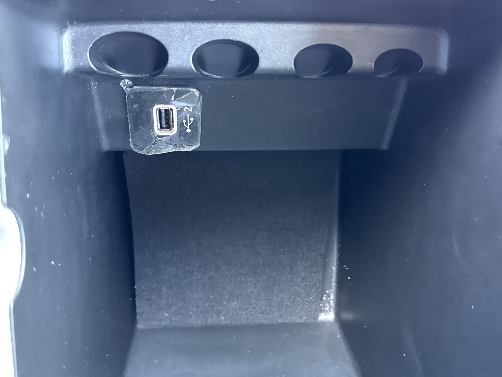 Used 2021 Jeep Cherokee Latitude Plus FWD image 29